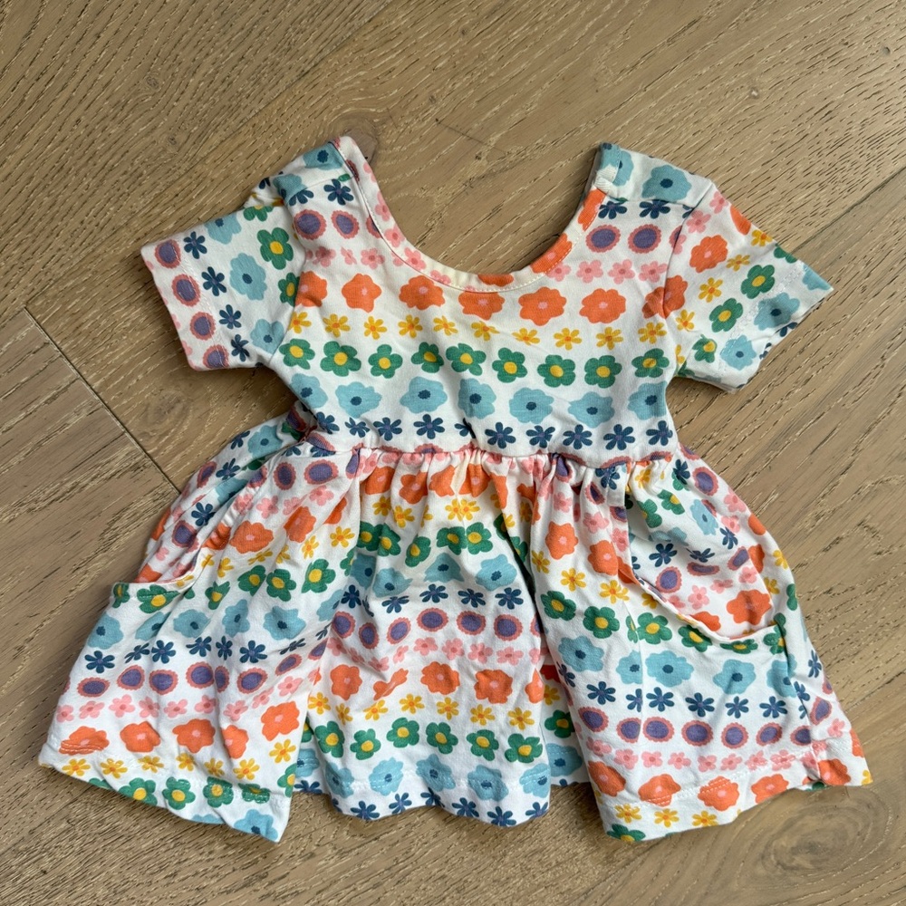 Ruffle Butts Rainbow Flower Baby Girl Twirl Dress with Yellow Ribbon Size 3-6 M